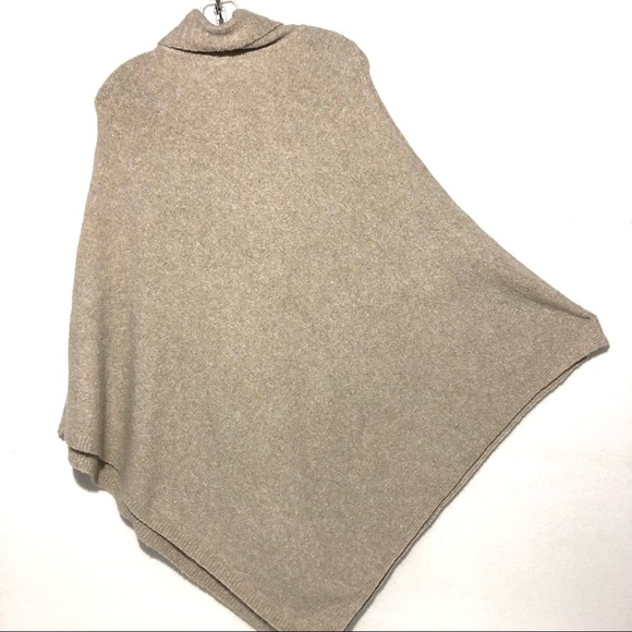 J Jill Boucle Turtleneck Sweater Poncho - Picture 4 of 9